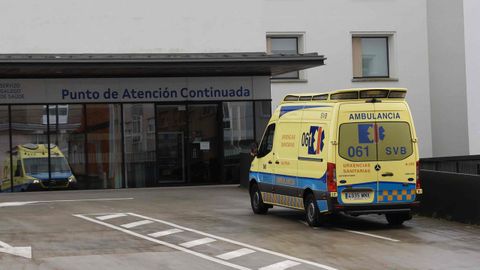 Los facultativos denuncian esperas que superan las tres horas en el PAC de A Residencia.