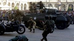 Las tropas liberan Par�s en Mar�a Pita