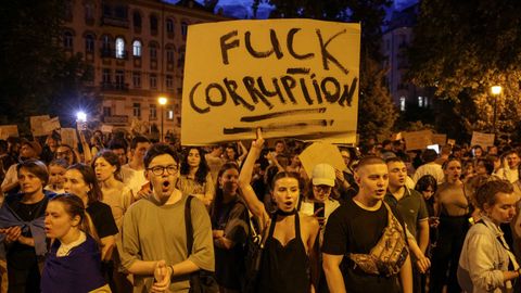 Manifestantes en Kiev para defender la lucha contra la corrupcin en Ucrania.