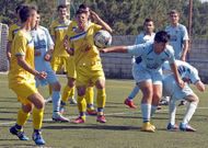 El S�lvora de juveniles (de amarillo) qued� apeado de la Copa al empatar en A Fieiteira con el Oroso. 
