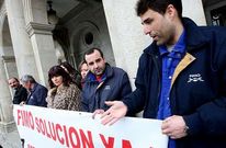 Los trabajadores, que llevan nueve meses sin cobrar, protagonizaron protestas ante el Concello.