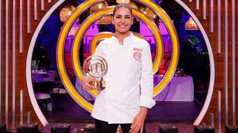 Mariló Montero con el galardón de «MasterChef»