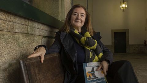 Esperanza Mari�o presentou o ensaio sobre Lu�sa Villalta no Museo do Pobo Galego.