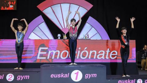 Jos Vzquez, en el tercer cajn del podio en el campeonato nacional Euskalgym.