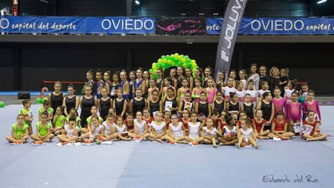 Deportistas del Club R�tmica La Corredoria