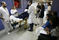 Preparaci�n del traslado de un paciente en Lugo en el 2010. 