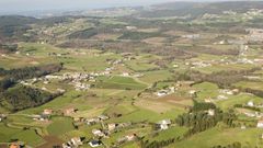 La l�nea proyectada mide casi 14 kil�metros y afecta a Arteixo, A Laracha y Carballo