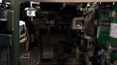 Embarcan en Vigo una veintena de tanques y cientos de toneladas de material militar destino Letonia