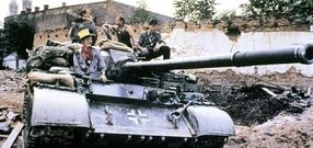 Los personajes del filme son alemanes que pertenecen a un pelot�n de castigo.