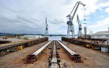 <span lang= es-es >M�s de un a�o de gradas vac�as</span>. Desde julio del 2012, las gradas de Navantia Ferrol est�n sin actividad, tras la botadura del �ltimo barco en construcci�n, el �Adelaide�.