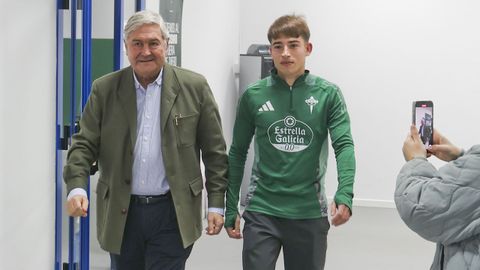 Raúl Blanco y Manuel Ansede en la presentación del moañés.