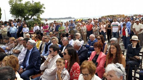 ACTO DEL HOMENAJE A PLACIDO BETANZOS EN EL QUE BAUTIZOCON SU NOMBRE EL PASEO MARITIMO DE PALMEIRA