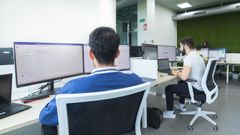 Trabajadores del centro de la red de competencias digitales ubicado en Monforte 