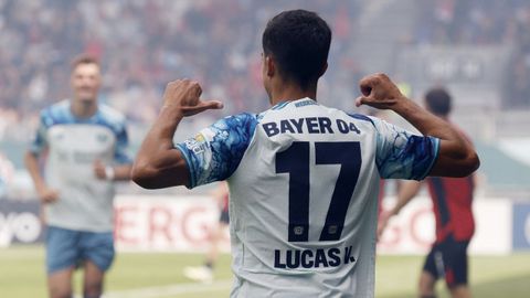 Lucas marc&oacute; con el Bayer Leverkusen en el duelo de la primera ronda de la Copa de Almania contra el Wehen Wiesbaden