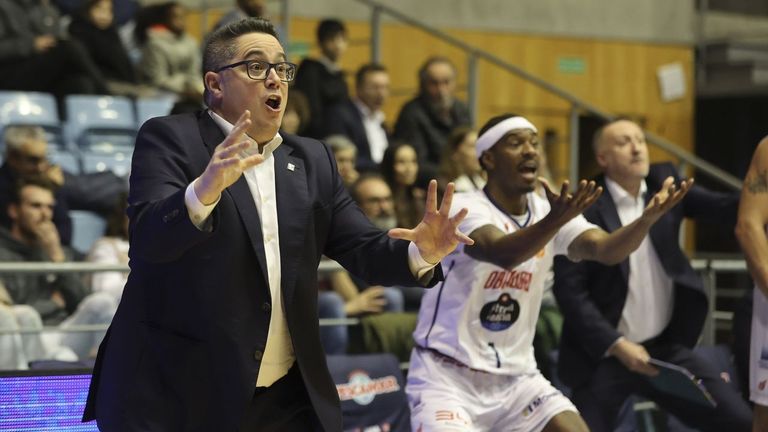 Epi y Micah Speight, en el partido que libraron el Obradoiro y el Zamora en Sar