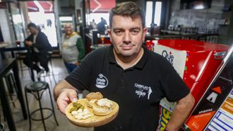 La ruta arrancó en la villa rianxeira