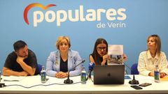 Lara Da Silva, portavoz del PP de Ver�n, junto con los concejales Aitor �lvarez, Sonia Arias y Beatriz Blanco.