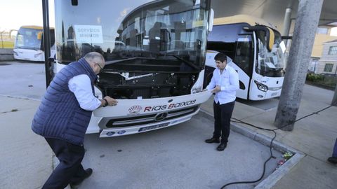 Pinchan ruedas en la estacin de autobuses de Cambados.