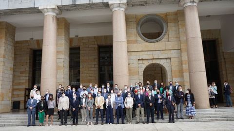 Foto de familia de algunos de los participantes en las misiones cientficas