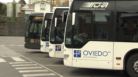 Autobuses de la empresa TUA