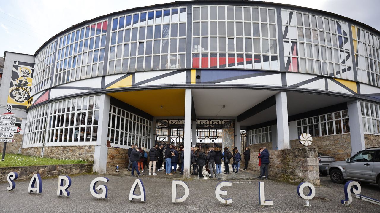 Muere el ceramista internacional Enric Mestre que participó con su obra en Sargadelos con Díaz Pardo