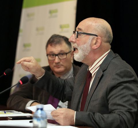 Higinio Moug�n, de Agaca, con Manuel Eir�n, de Ga�lica Solar. 