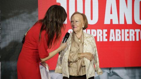 Mari Luz Reguera recuerda su experiencia como trabajadora de La Voz de Asturias.