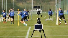Toma de im�genes durante un entrenamiento del Deportivo
