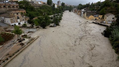 El ro Clariano, completamente desbordado 