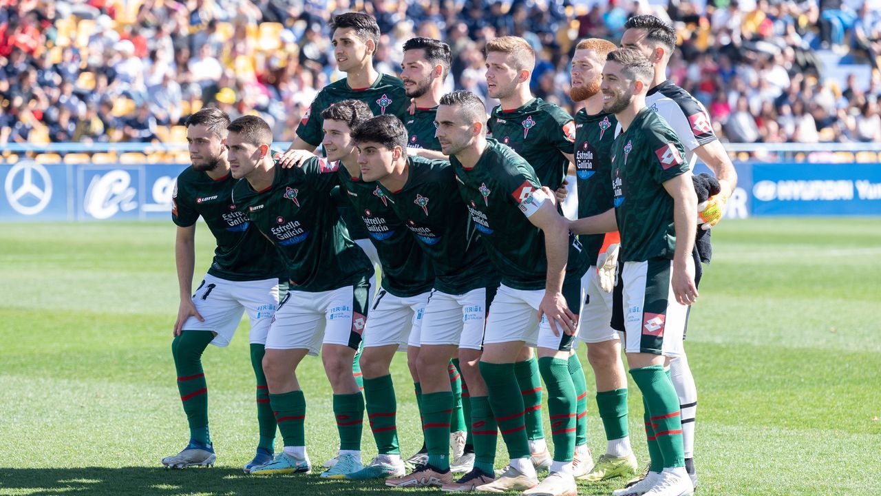 El Racing se engancha a la pelea por la plaza de ascenso directo