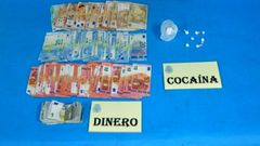 La coca�na y el dinero incautados a la detenida en Contrueces