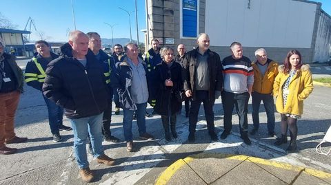 Miembros de los comités de Navantia Ferrol y Fene para pedir más plazas