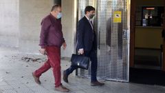 El exsacrist�n y su abogado, llegando al juzgado de Vilagarc�a en una imagen de archivo