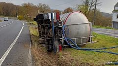 El cami�n volc� a la altura de Monterroso.