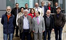 Los regidores del Partido Judicial de Corcubi�n y los alcaldes de Laxe y Carballo, ayer, en Vimianzo.