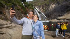 Visitas, ayer, a la cascada de O �zaro, Dumbr�a