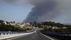 Incendio en Leiro (Rianxo) producido en el a�o 2018
