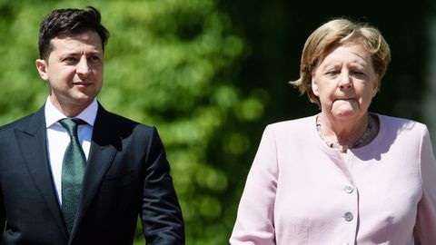 La canciller alemana, junto al presidente de Ucrania, en Berlin