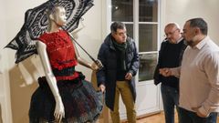 El conselleiro de Educaci�n, Rom�n Rodr�guez, visit� los locales de Vilas Vivas en Ribadavia.