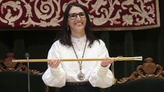 O venres pasado Rosa Crujeiras, ribeirense de Artes, tomou posesi�n como reitora da universidade compostel�.