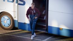 Cristiano abandona en bus la concentraci�n con Portugal.