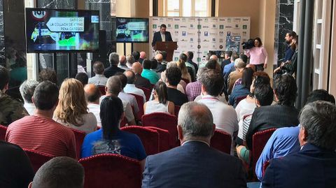 Presentaci�n del Rally Princesa de Asturias en el sal�n de t� del teatro Campoamor de Oviedo.Presentaci�n del Rally Princesa de Asturias en el sal�n de t� del teatro Campoamor de Oviedo 