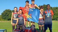 Deportistas del Ourense Atletismo en el podio gallego sub-14