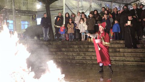 Enterro da Sardi�a.En O Carballi�o s� celebraron la despedida oficial del entroido, bajo una carpa.