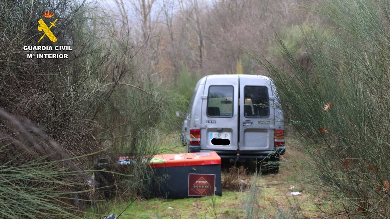Detienen en Murcia y Verín a tres implicados en el robo de un cajero en el casino de la localidad fronteriza de Feces