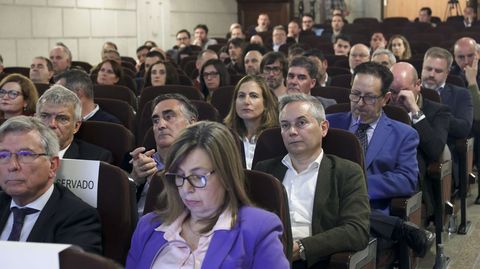 Santiago acogi� una jornada sobre el marco normativo de la miner�a, con presencia de representantes del sector