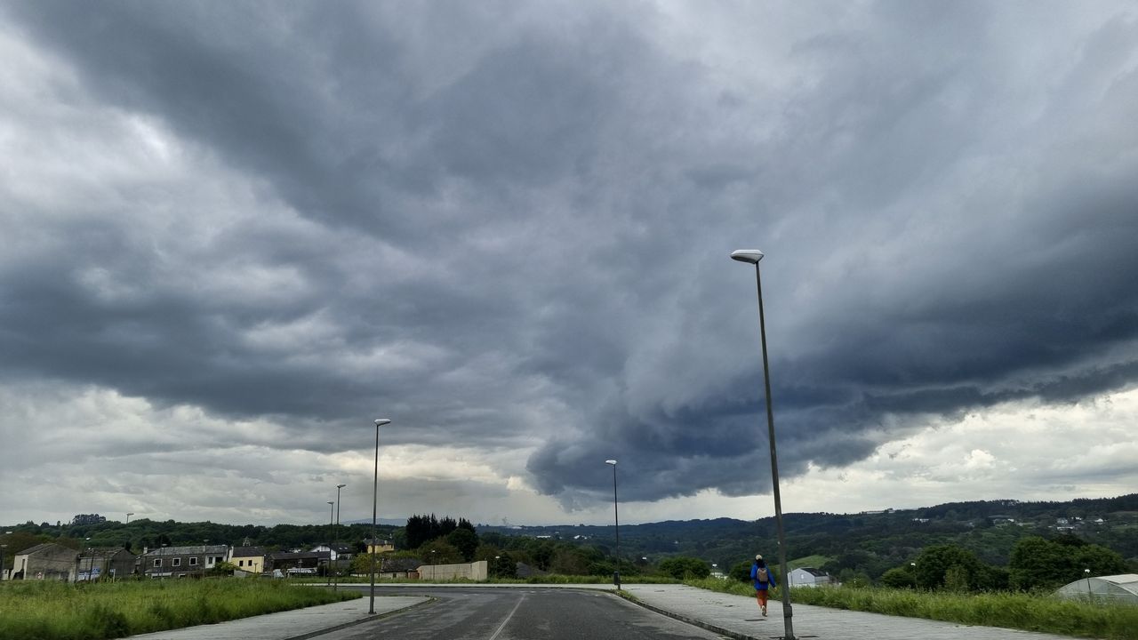 La Aemet activa la alerta amarilla por lluvia y tormenta en la mayor parte de Galicia