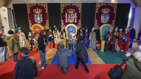 El Concello de Pontevedra recibi� a los Reyes Magos este lunes por la ma�ana