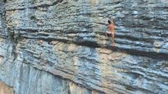 David Fust�, en plena escalada