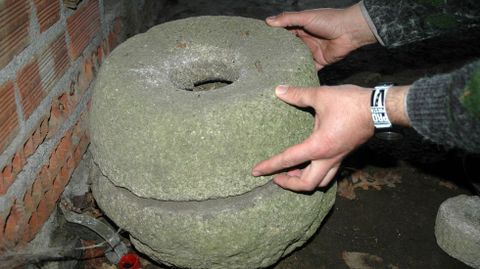 Un molino de mano procedente del castro de Vilar de Ortelle